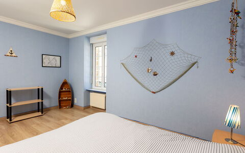 La Grève: Interieur Ontwerp, Plafond, Flooring, Verdieping, Verlichting, Slaapkamer, Kamer, Linens, Bed, Verf