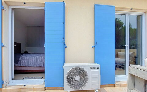 Les Grenadines: Family Car, Appartement, Luxevoertuig, Mid-Size Car, Parking, Sedan, Compacte Auto, Stadsauto