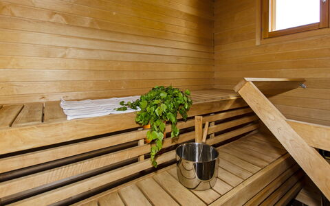 Villa Adalmina: Meubilair, Stoel, Buitenmeubels, Tafel, Hout, Buitentafel, Keuken En Eettafel, Schaduw, Tuin, Paraplu