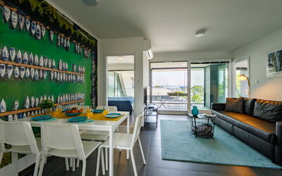 Fűzfő 836.5: Tafel, Meubilair, Bankstel, Groen, Stoel, Gebouw, Interieur Ontwerp, Tableware, Verdieping, Woonkamer