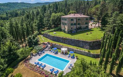 Ville Rosadi Weddings: Eigendom, Heuvel Station, Landgoed, Natuurlijk Landschap, Huis, Onroerend Goed, Gebouw, Herenhuis, Boom, Berg