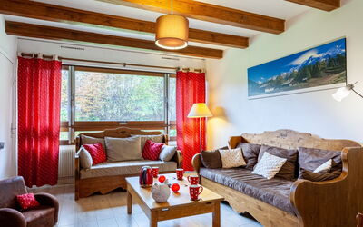 Saint Gervais 175: Bankstel, Meubilair, Eigendom, Tafel, Azure, Hout, Comfort, Oranje, Interieur Ontwerp, Venster