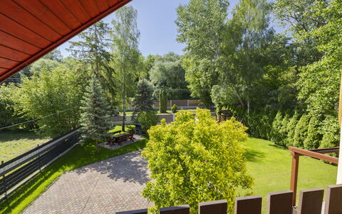 Jókai: Hout, Struik, Tuin, Schaduw, Landscaping, Werf, Hardwood, Beits, Gazon, Backyard