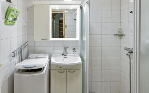 Kukasrakka 3 B 8: Hout, Huis, Sneeuw, Verblijf, Huis, Winter, Dak, Freezing, Siding, Helling