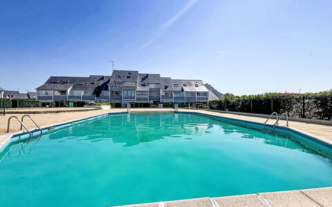 Belle Vue Mer et Piscine: Toevlucht, Zwembad, Villa, Hotel, Badplaats, Jachthaven