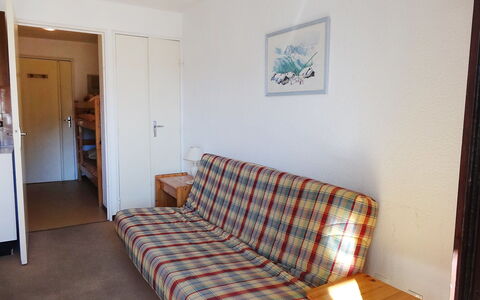 Chalets du Soleil: Kamer, Meubilair, Eigendom, Slaapkamer, Verdieping, Bed, Gebouw, Huis, Onroerend Goed, Interieur Ontwerp