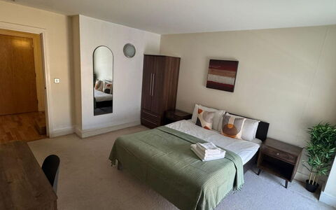 Great Suffolk Street, Waterloo: Meubilair, Interieur Ontwerp, Verdieping, Flooring, Bed, Slaapkamer, Hout, Kamer, Laken, Plafond