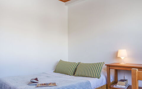 Tignes 220: Meubilair, Eigendom, Comfort, Gebouw, Hout, Verlichting, Tafel, Interieur Ontwerp, Schaduw, Verdieping