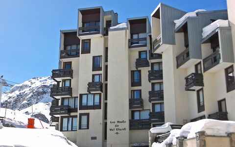 Tignes 340: Lucht, Gebouw, Dag, Eigendom, Venster, Sneeuw, Stedelijk Ontwerp, Buurt, Woongebied, Condominium