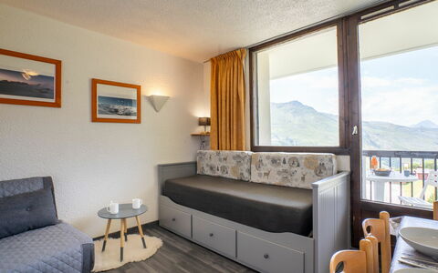 Accommodatie:&nbsp;Médian 422 350.4
