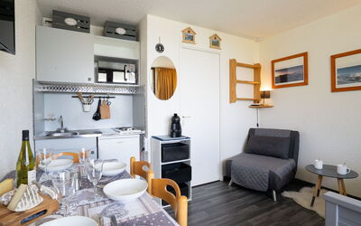 Accommodatie:&nbsp;Médian 422 350.4