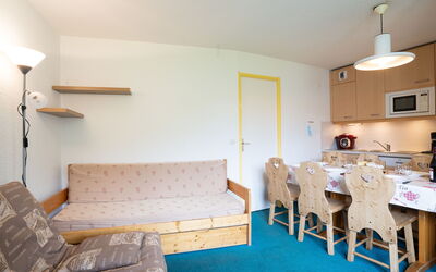 Accommodatie:&nbsp;Médian 330 350.3