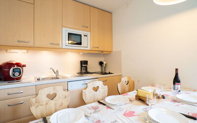 Accommodatie:&nbsp;Médian 330 350.3