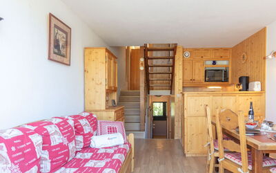 Accommodatie:&nbsp;Brelin la Challe 832 400.17