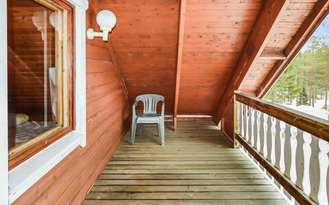 Alppikylä 4A: Hout, Siding, Verblijf, Huis, Huis, Plank, Garden Gebouwen, Blokhut, Hardwood, Veranda