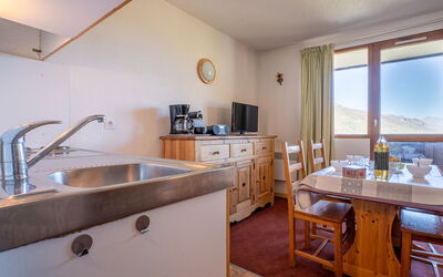 Accommodatie:&nbsp;Sarvan 404 300.10