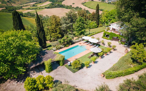 Villa La Picena: Landgoed, Zwembad, Tuin, Hacienda, Villa, Herenhuis, Toevlucht, Landscaping, Binnenplaats, Boerderij