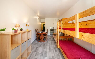 Accommodatie:&nbsp;Cosmos 120.9
