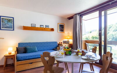 Accommodatie:&nbsp;Vostok Zodiaque 800.57