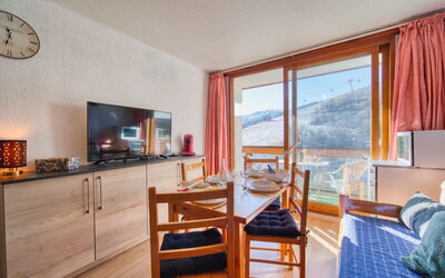 Accommodatie:&nbsp;Soyouz Vanguard 100.102