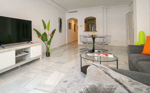 Calpe Calp 1070: Zwembad, Hotel, Balkon