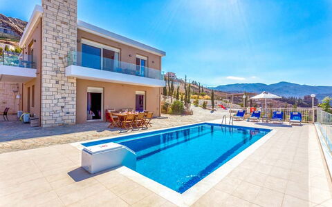 Villa Ammoudi