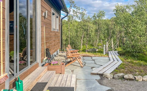 Haltinmalla: Hout, Siding, Verblijf, Huis, Garden Gebouwen, Tuin, Hardwood, Dek, Plank, Backyard