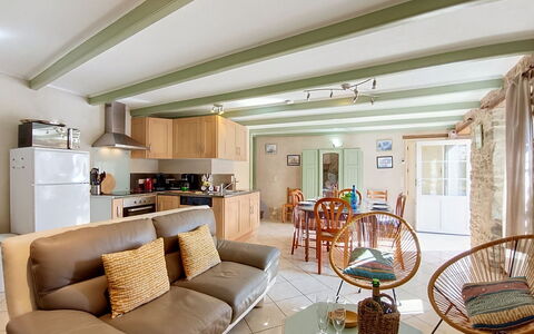Ty Coz: Meubilair, Interieur Ontwerp, Flooring, Hout, Bankstel, Plafond, Verdieping, Kamer, Tafel, Woonkamer
