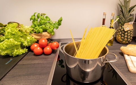 Lydia: Voedsel, Fabriek, Ingrediënt, Natuurlijke Voedingsmiddelen, Tafel, Keuken, Fruit