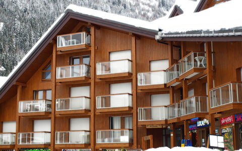 Les Combettes D et e: Eigendom, Gebouw, Huis, Sneeuw, Appartement, Onroerend Goed, Huis, Winter, Dak, Materiële Goederen