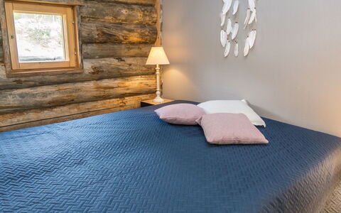 Rukaköngäs 21: Hout, Textiel, Linens, Slaapkamer, Interieur Ontwerp, Flooring, Verdieping, Laken, Bedding, Bed