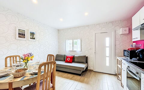 Les Bégonias: Interieur Ontwerp, Major Appliance, Flooring, Meubilair, Verdieping, Kamer, Plafond, Keuken, Appartement, Huis
