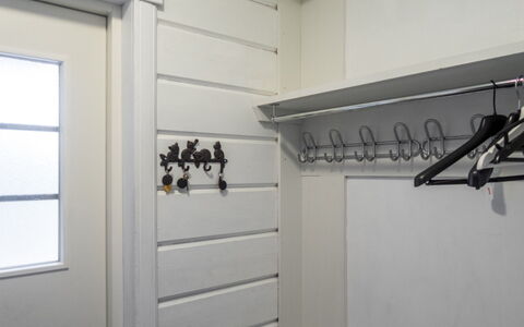 Vuokatin Atso: Hout, Siding, Deur, Verblijf, Verf, Werf, Schuifraam, Garden Gebouwen, Backyard, Plank