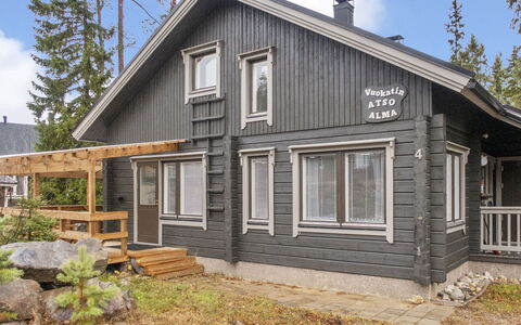 Vuokatin Atso: Hout, Siding, Deur, Verblijf, Verf, Werf, Schuifraam, Garden Gebouwen, Backyard, Plank