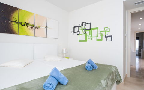 Cortesin: Eigendom, Interieur Ontwerp, Flooring, Huis, Verdieping, Comfort, Muur, Gebouw, Kunst