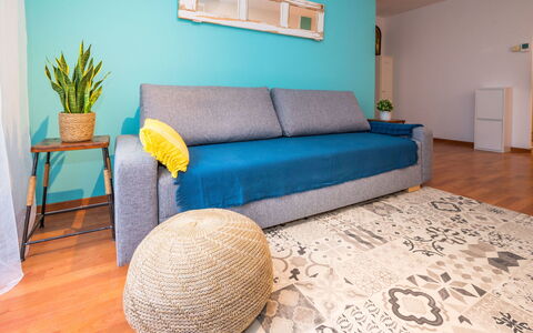 Ancora: Meubilair, Bankstel, Eigendom, Tafel, Blauw, Azure, Comfort, Interieur Ontwerp, Hout, Verlichting