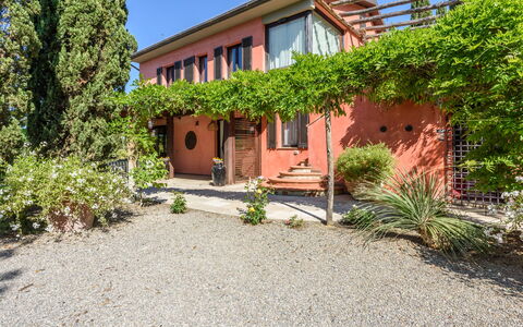Villa Pancole: Fabriek, Venster, Gebouw, Lucht, Land Lot, Landschap, Woongebied, Facade, Onroerend Goed, Verblijf