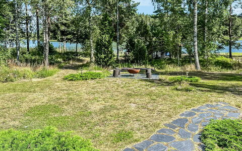 Villa Blombacka: Venster, Huis, Hout, Huis, Siding, Verblijf, Dak, Freezing, Schuifraam, Helling