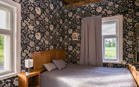 Kekkola: Bed, Meubilair, Slaapkamer, Interieur Ontwerp, Bedding, Laken, Flooring, Hout, Verdieping, Kamer