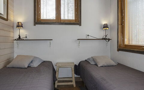 Nuovo Casa a: Verblijf, Huis, Huis, Garden Gebouwen, Siding, Blokhut, Boerderij, Landgoed, Schuur, Werf