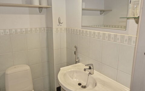 Nuovo Casa a: Verblijf, Huis, Huis, Garden Gebouwen, Siding, Blokhut, Boerderij, Landgoed, Schuur, Werf