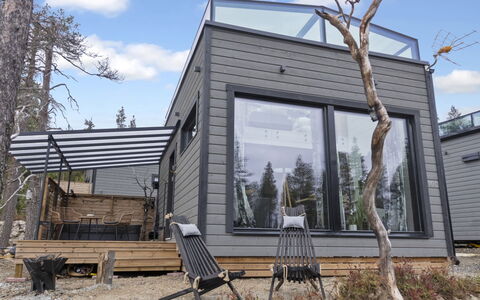 Levi Secret Igloo Ruska 8D: Hout, Architectuur, Verblijf, Huis, Huis, Siding, Dak, Helling, Blokhut