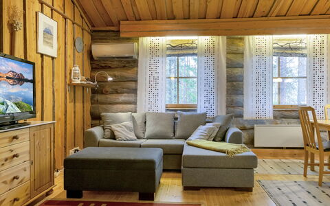 Luppokero 1: Meubilair, Interieur Ontwerp, Flooring, Hout, Verdieping, Plafond, Houten Vloer, Kamer, Woonkamer, Verlichting