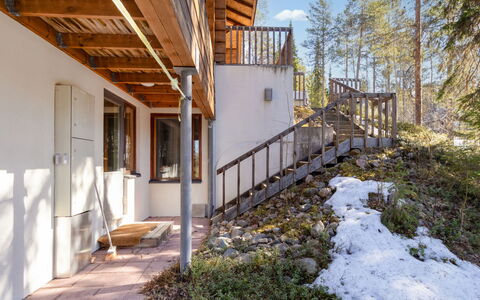 Sallan Lumous B: Hout, Huis, Samengesteld Materiaal, Veranda, Appartement, Verblijf, Leuning, Hardwood, Plank, Balkon