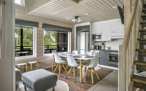 Himoksen Keiju 1: Bed, Meubilair, Slaapkamer, Interieur Ontwerp, Bedding, Laken, Flooring, Hout, Verdieping, Kamer