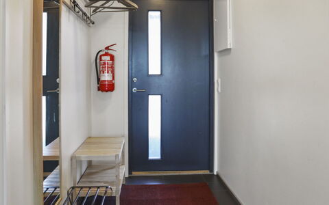 Skivillas 78 (4): Bed, Meubilair, Slaapkamer, Interieur Ontwerp, Bedding, Laken, Flooring, Hout, Verdieping, Kamer