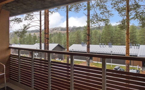 Vuokatti Panorama: Hout, Siding, Dak, Verblijf, Huis, Huis, Deur, Veranda, Garden Gebouwen, Boerderij