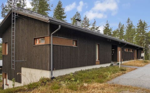 Vuokatti Panorama: Hout, Siding, Dak, Verblijf, Huis, Huis, Deur, Veranda, Garden Gebouwen, Boerderij