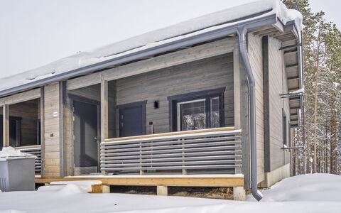 Lumi B 10: Verblijf, Huis, Huis, Garden Gebouwen, Siding, Blokhut, Boerderij, Landgoed, Schuur, Werf