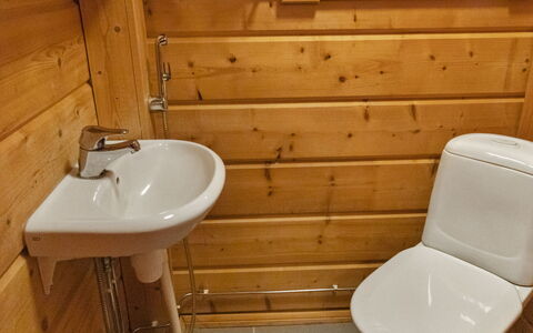 Kuusenkolo: Hout, Verblijf, Blokhut, Woud, Schuur, Garden Gebouwen, Lariks, Bos, Beits